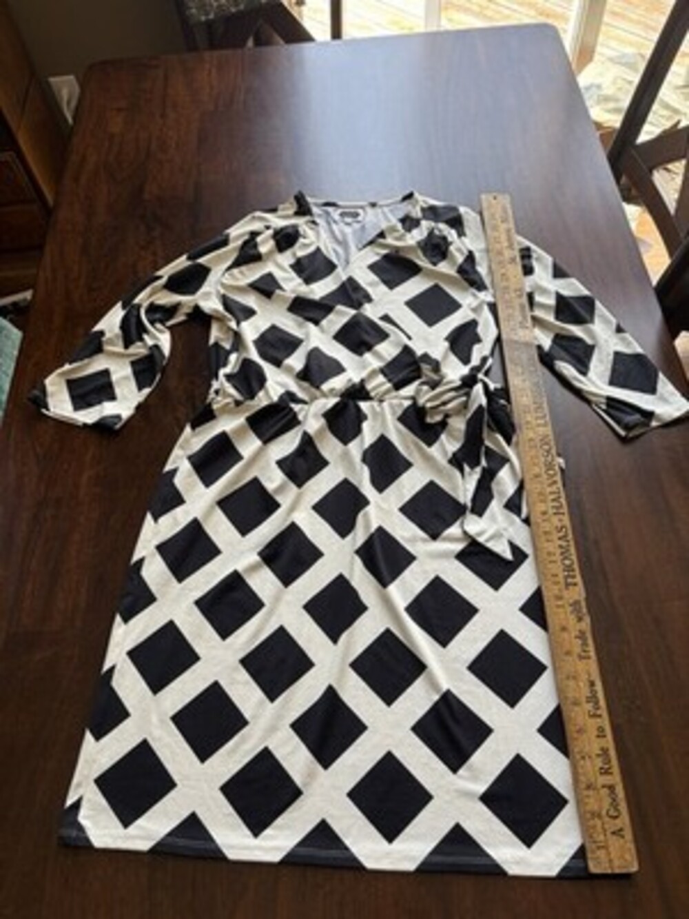 Mud Pie Geometric Wrap Dress V-Neck Jersey Stretch 3/4 Sleeve L Black/White
